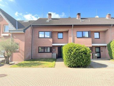 Hauptbild Reihenhaus mit Südlage zwei Badezimmer und Einliegerwohnung